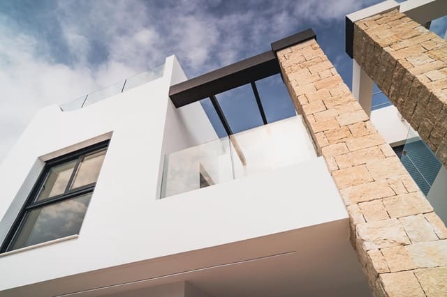 4 quarto Moradia para venda em Punta Prima, Orihuela - 699 900 € (Ref: 10036101)