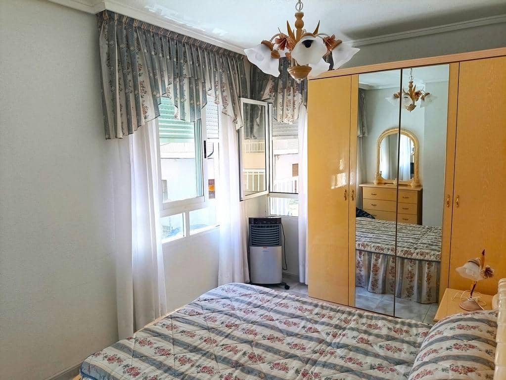 3 soveværelse Lejlighed til salg i Torrevieja - € 209.000 (Ref: 10036175)