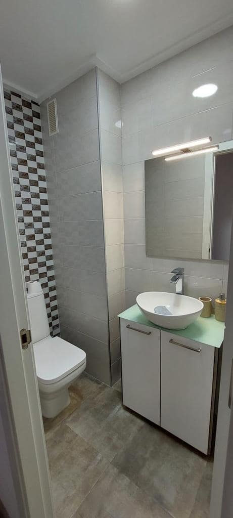 Apartamento de 3 habitaciones en Torrevieja en venta - 280.000 € (Ref: 10036176)