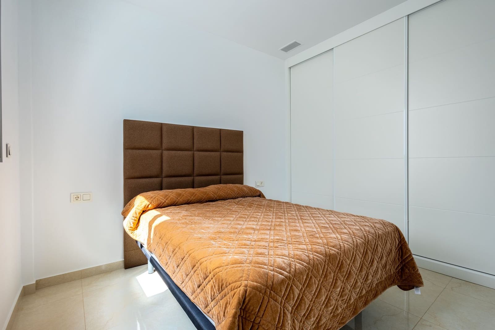 4 chambre Appartement à vendre à Torrevieja - 699 000 € (Ref: 10036184)