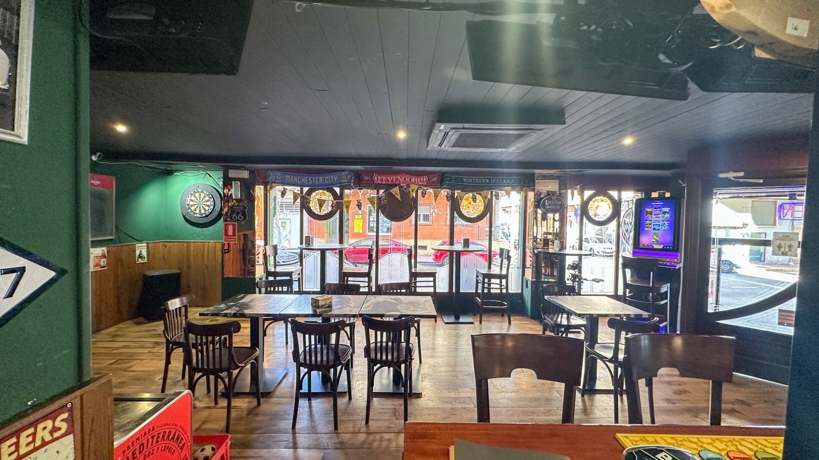 Local Comercial de 3 habitaciones en Torrevieja en venta - 350.000 € (Ref: 10036188)