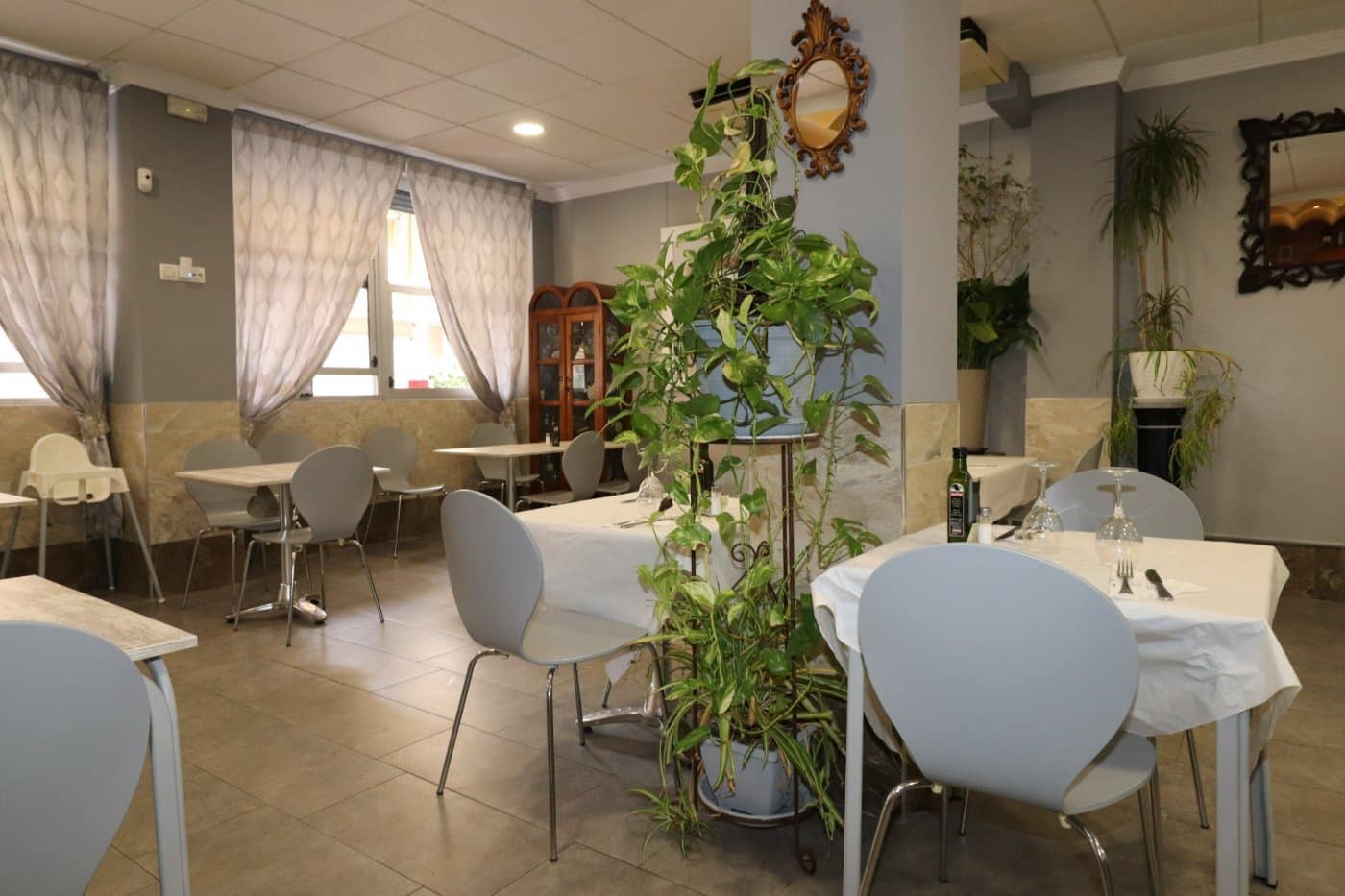Restauracja lub bar na sprzedaż w Torrevieja - 399 795 € (Ref: 10036191)