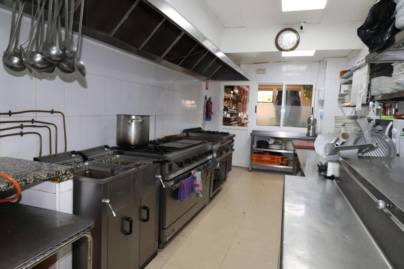 Restauracja lub bar na sprzedaż w Torrevieja - 399 795 € (Ref: 10036191)