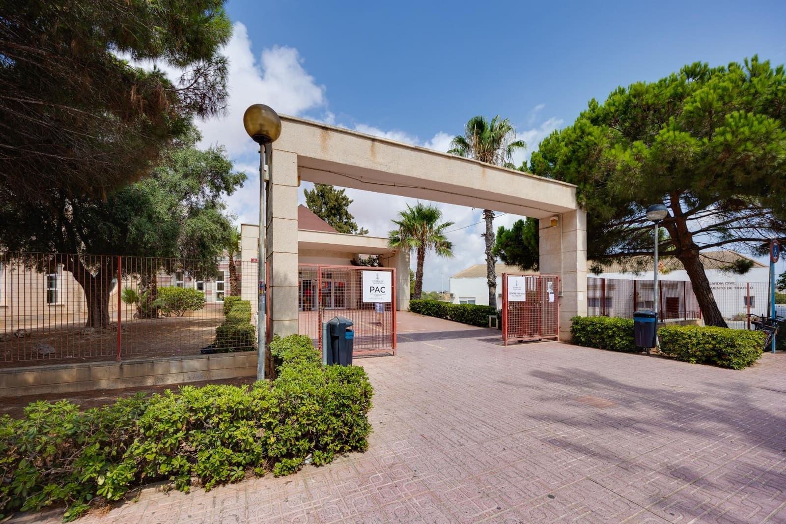 Bungalow de 3 habitaciones en Torrevieja en venta - 139.500 € (Ref: 10039093)