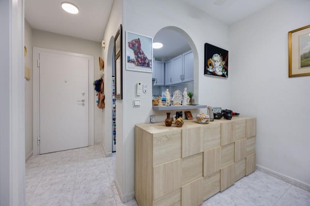 1 bedroom Apartment for sale in Playa de los Locos, Torrevieja - € 124,900 (Ref: 10041581)