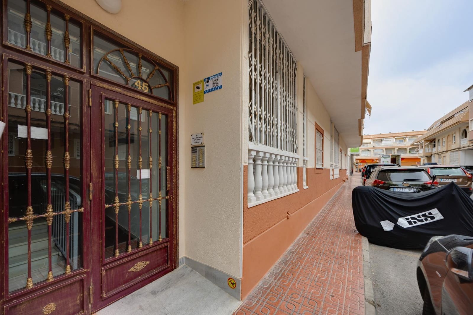 1 bedroom Apartment for sale in Torrevieja - € 124,900 (Ref: 10041581)
