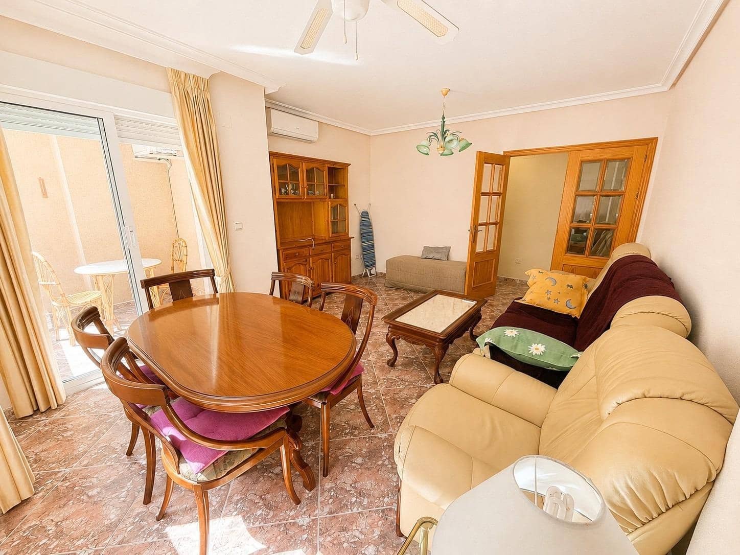 2 soverom Leilighet til salgs i Torrevieja - € 149 900 (Ref: 10041582)