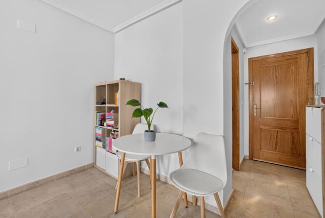 1 makuuhuone Huoneisto myytävänä paikassa Parque de las Naciones, Torrevieja - 147 500 € (Ref: 10042165)