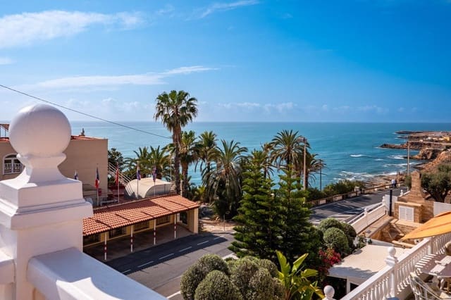 5 makuuhuone Huvila myytävänä paikassa Torreblanca, Torrevieja - 525 000 € (Ref: 10043560)