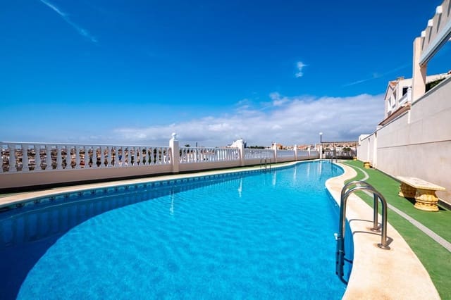 5 makuuhuone Huvila myytävänä paikassa Torreblanca, Torrevieja - 525 000 € (Ref: 10043560)