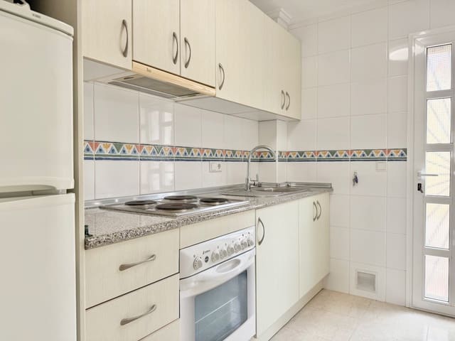 Casa de 3 habitaciones en Doña Pepa, Rojales en venta - 229.000 € (Ref: 10048018)