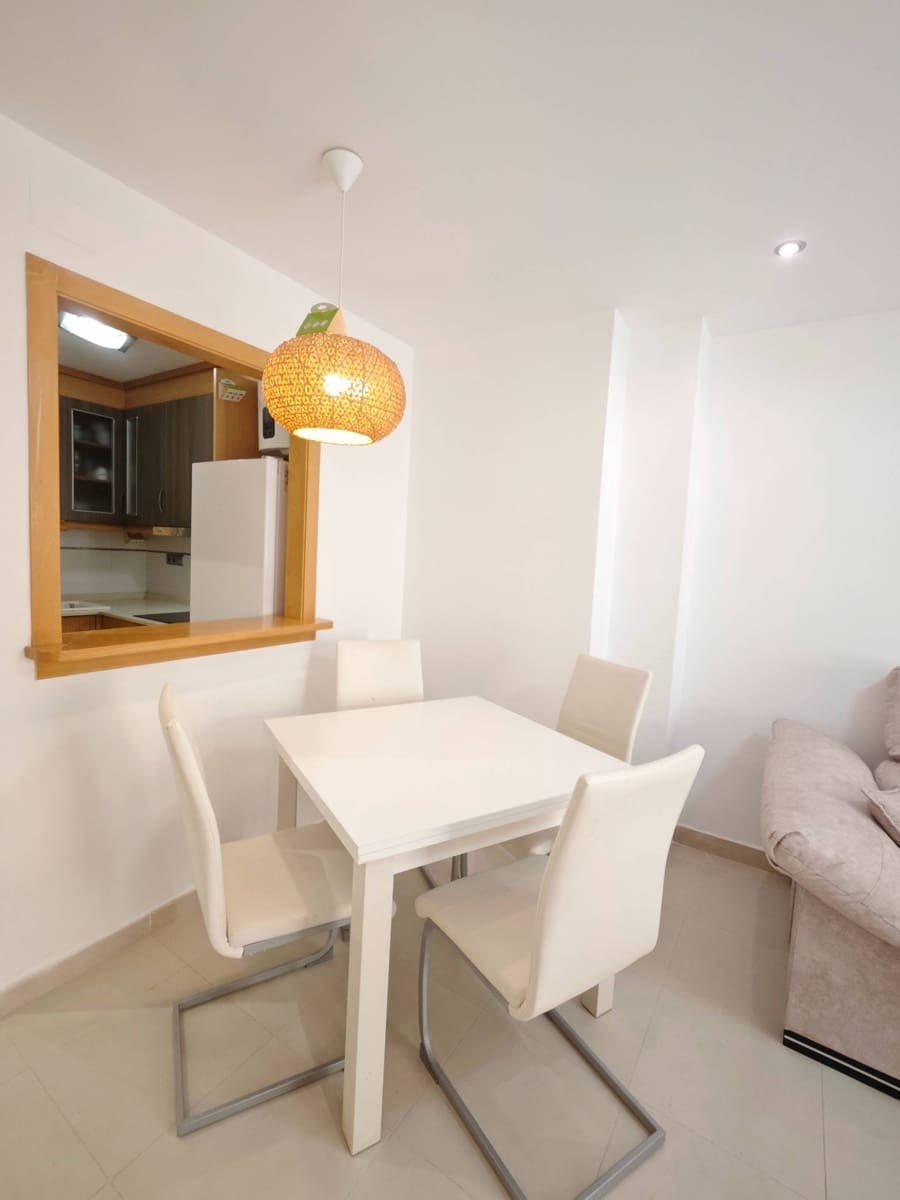 2 makuuhuone Huoneisto myytävänä paikassa Torrevieja - 165 000 € (Ref: 10051881)