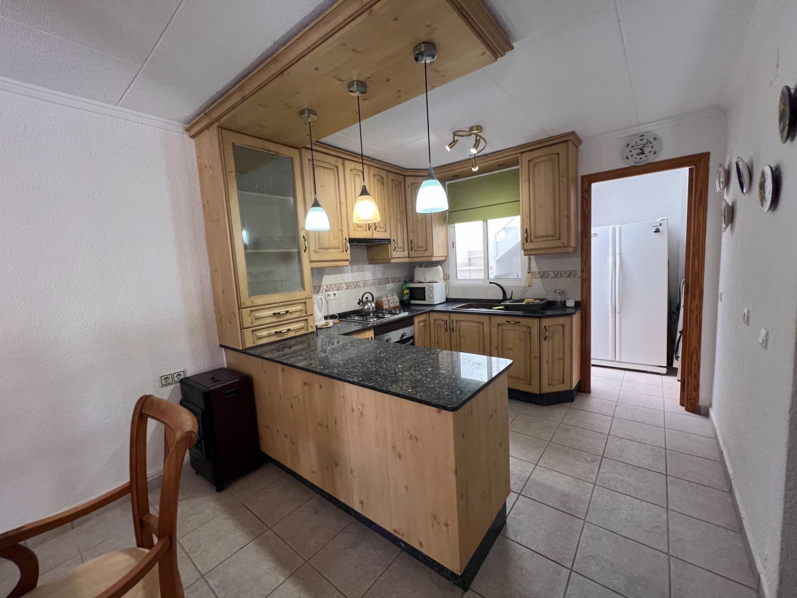 3 makuuhuone Omakotitalo myytävänä paikassa San Luis - 169 000 € (Ref: 10051882)