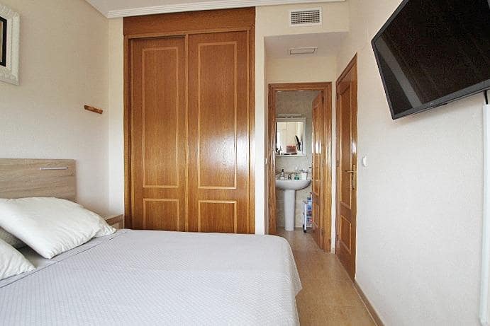 3 bedroom Apartment for sale in Guardamar del Segura - € 260,000 (Ref: 10051884)