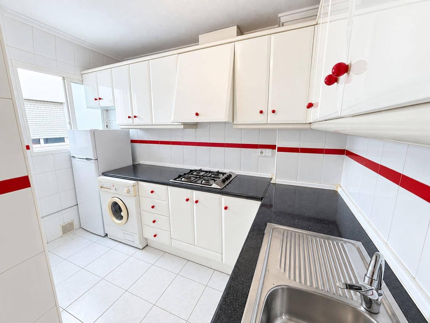 2 slaapkamer Appartement te koop in Torrevieja - € 137.500 (Ref: 10051886)
