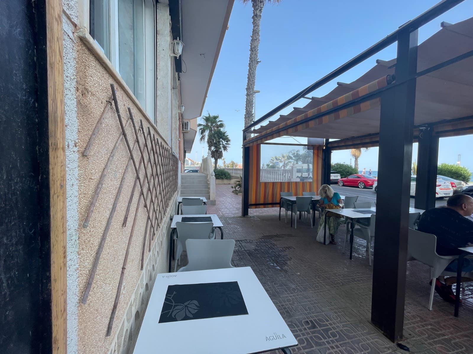 Local Comercial de 2 habitaciones en Torrevieja en venta - 315.000 € (Ref: 10059360)