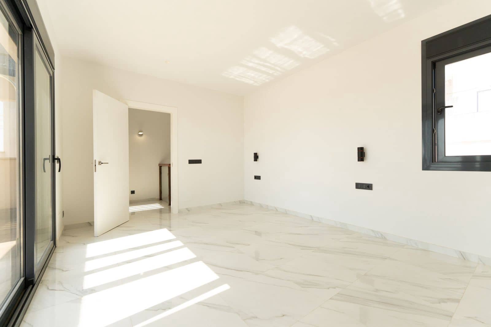 3 bedroom Villa for sale in San Miguel de Salinas - € 545,000 (Ref: 10059373)