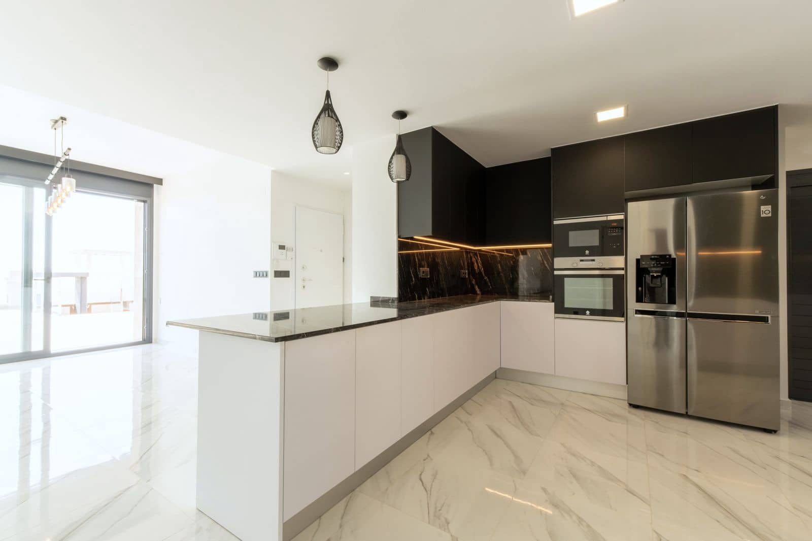 3 bedroom Villa for sale in San Miguel de Salinas - € 545,000 (Ref: 10059373)