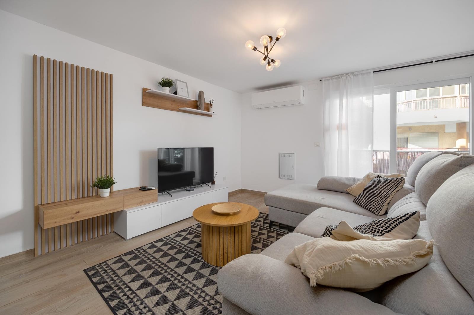 3 Zimmer Apartment zu verkaufen in Torrevieja - 220.000 € (Ref: 10059377)