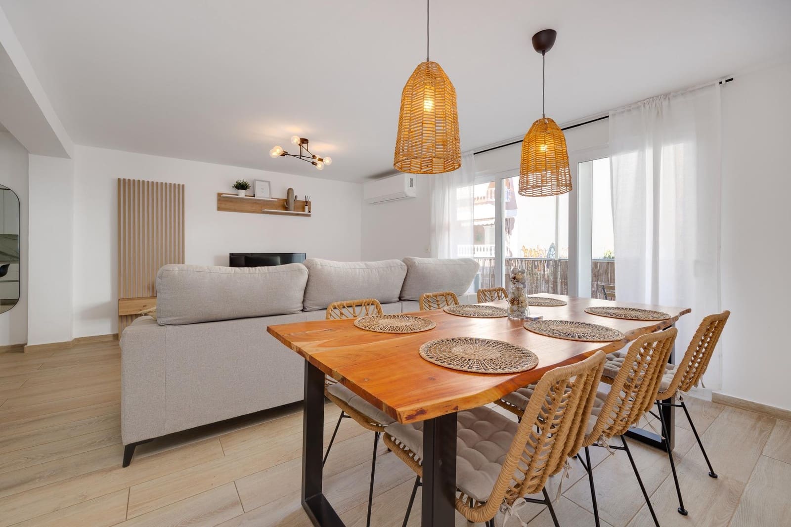 3 Zimmer Apartment zu verkaufen in Torrevieja - 220.000 € (Ref: 10059377)