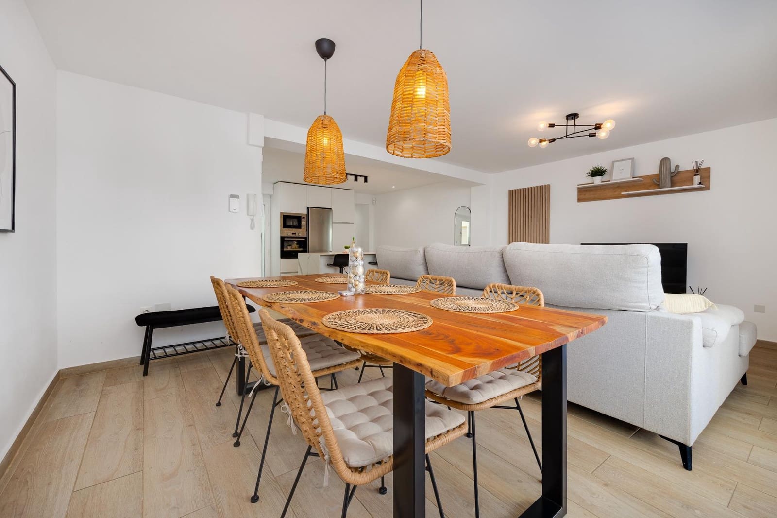 3 Zimmer Apartment zu verkaufen in Torrevieja - 220.000 € (Ref: 10059377)
