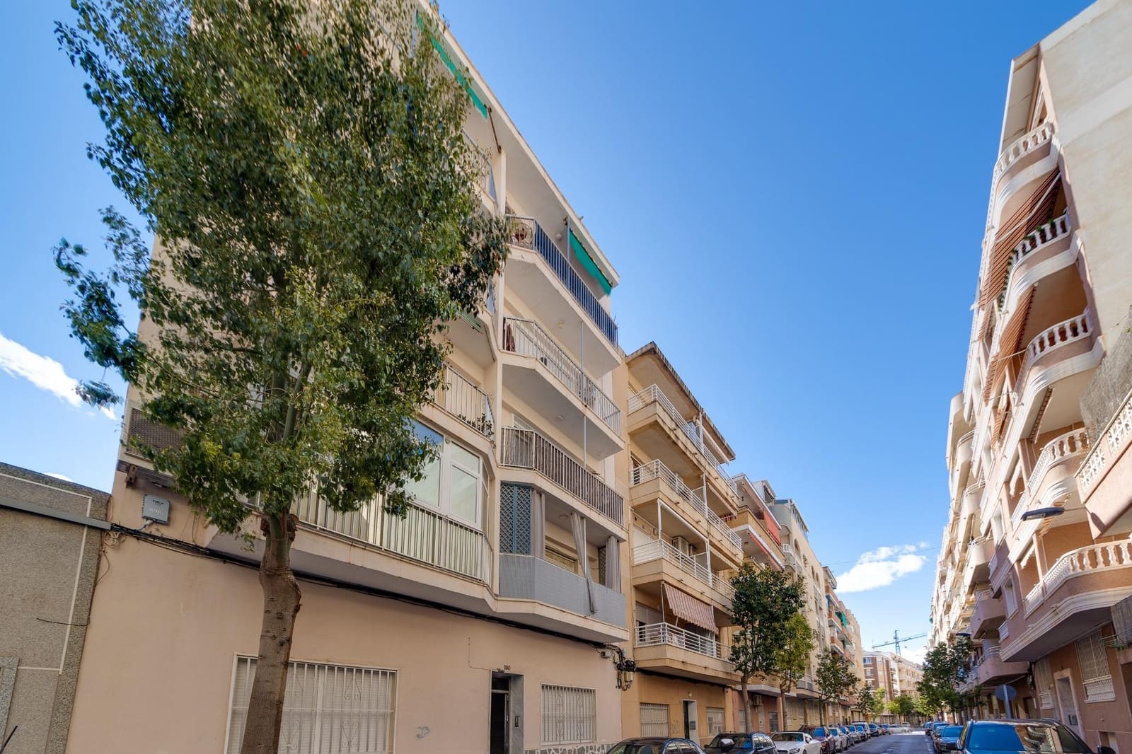 3 Zimmer Apartment zu verkaufen in Torrevieja - 220.000 € (Ref: 10059377)