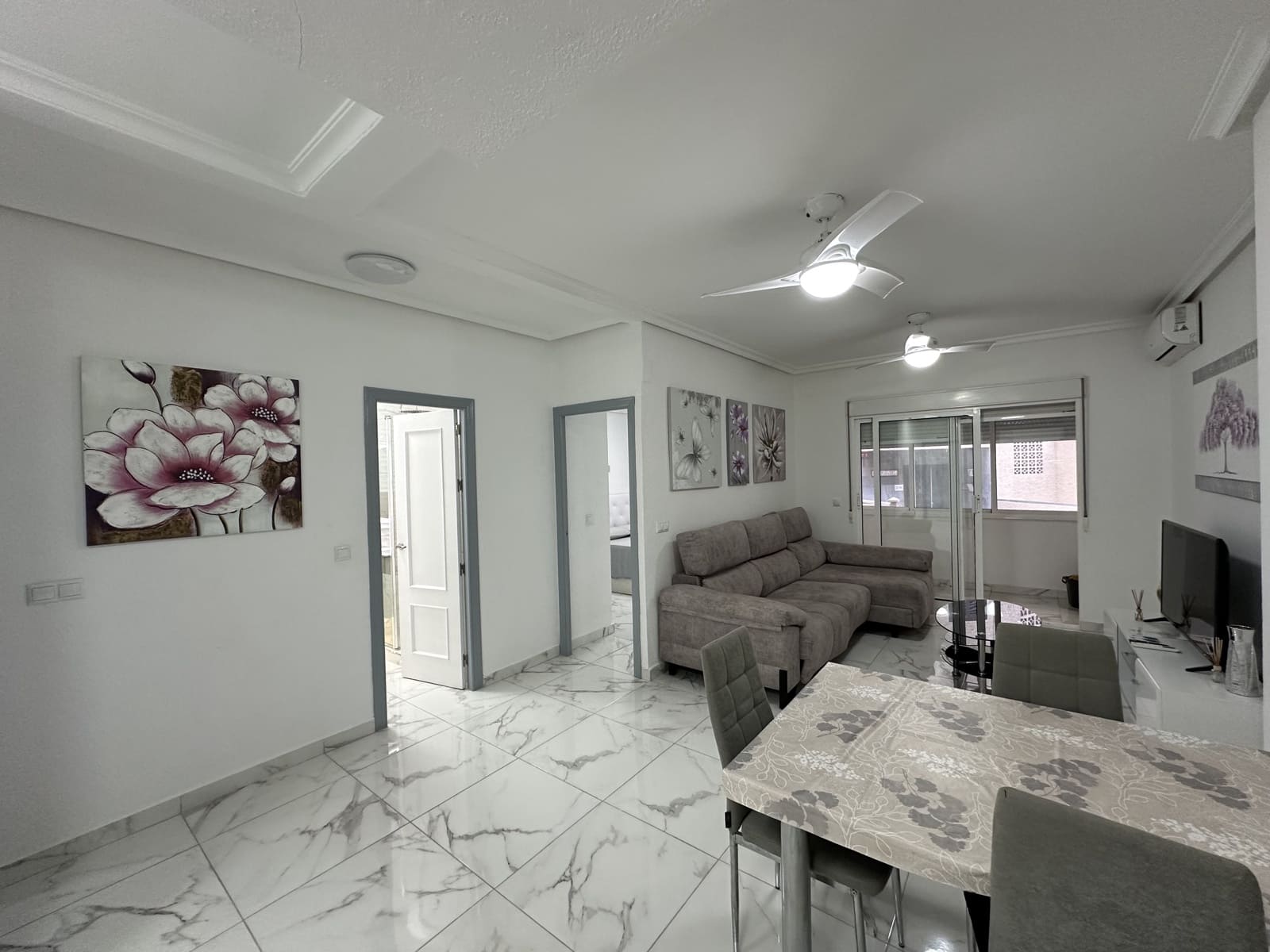 2 soverom Leilighet til salgs i Torrevieja - € 184 950 (Ref: 10059399)