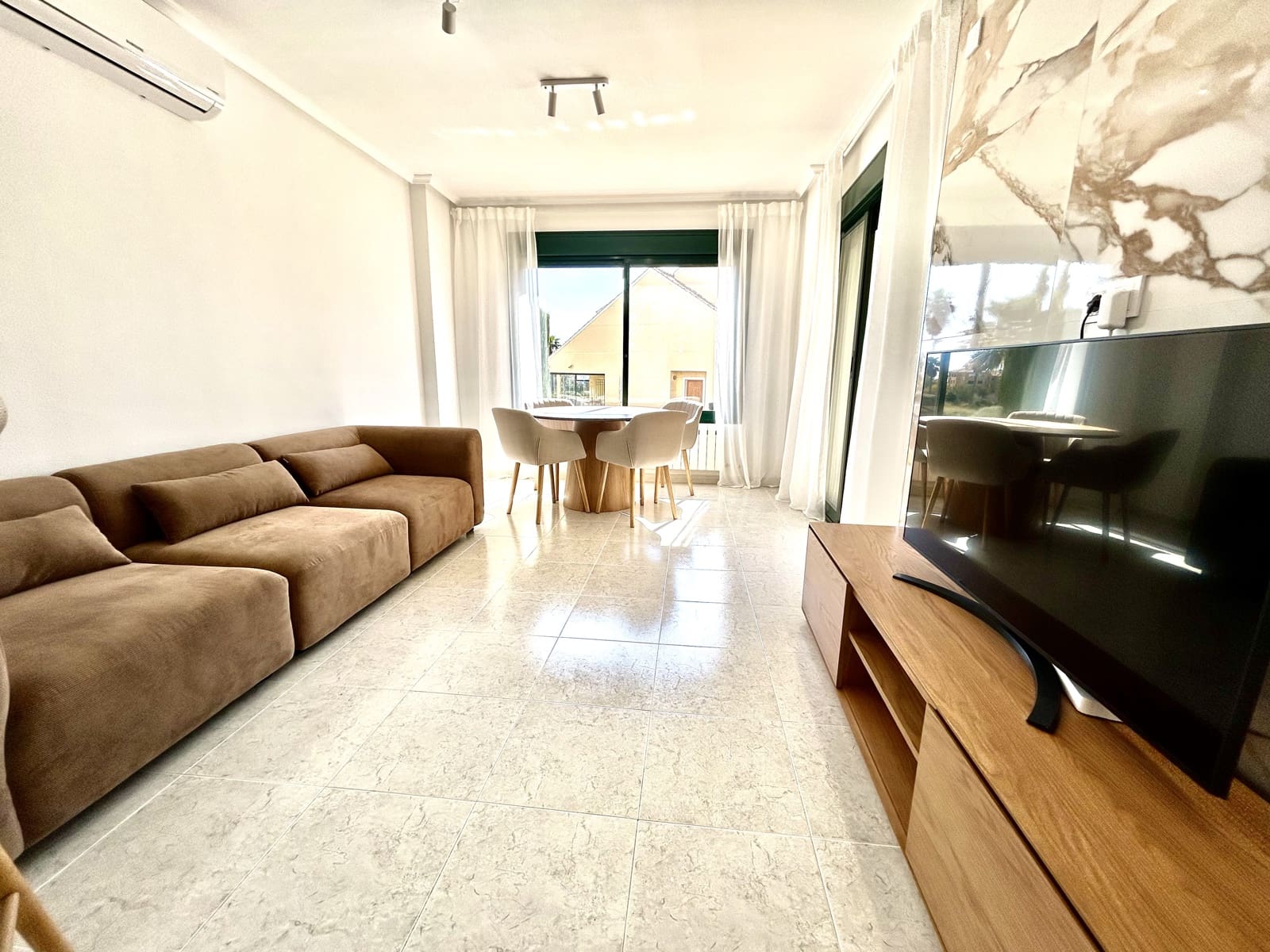 Apartamento de 2 habitaciones en Campoamor en venta - 220.000 € (Ref: 10059421)
