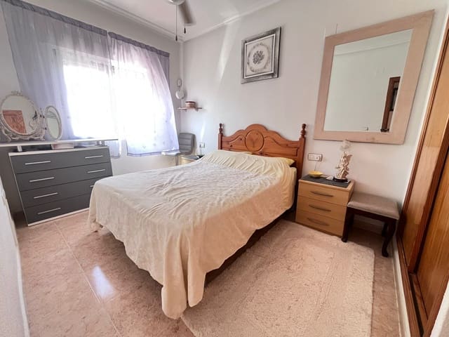 2 slaapkamer Huis te koop in Villamartin, Orihuela - € 169.999 (Ref: 10059423)