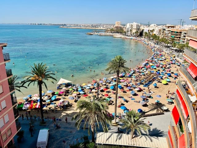3 sovrum Lägenhet till salu i Playa de los Locos, Torrevieja - 260 000 € (Ref: 10060828)