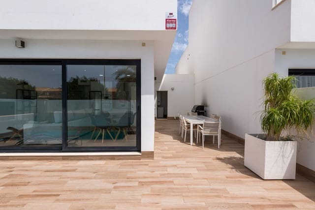 3 bedroom Villa for sale in Los Peñascos - El Salero - Los Imbernones, San Pedro del Pinatar - € 400,000 (Ref: 10060829)