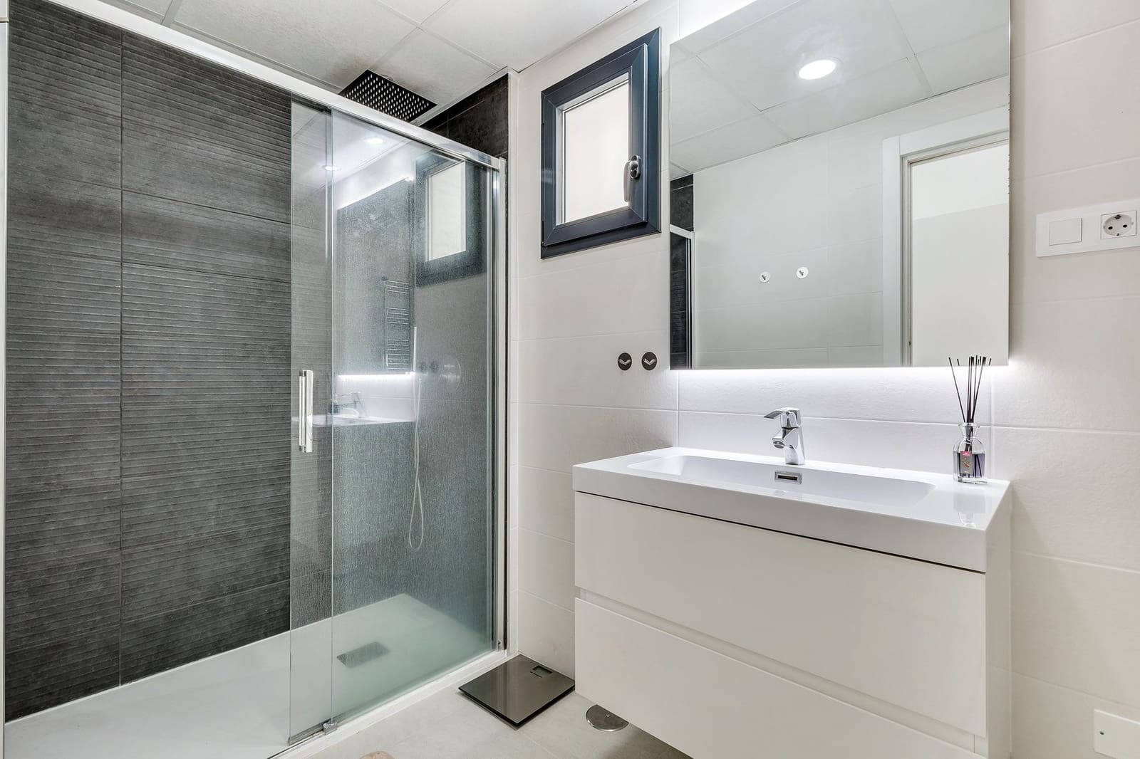 3 sypialnia Apartament na sprzedaż w Playa Flamenca - 489 900 € (Ref: 10060834)