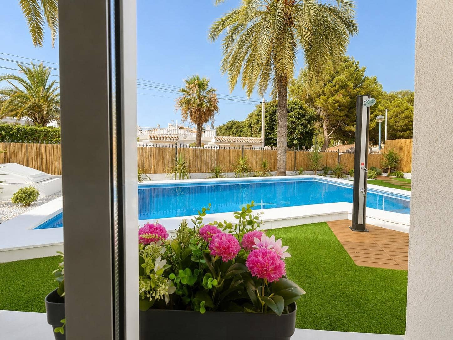 Pareado de 4 habitaciones en Orihuela Costa en venta - 750.000 € (Ref: 10060841)