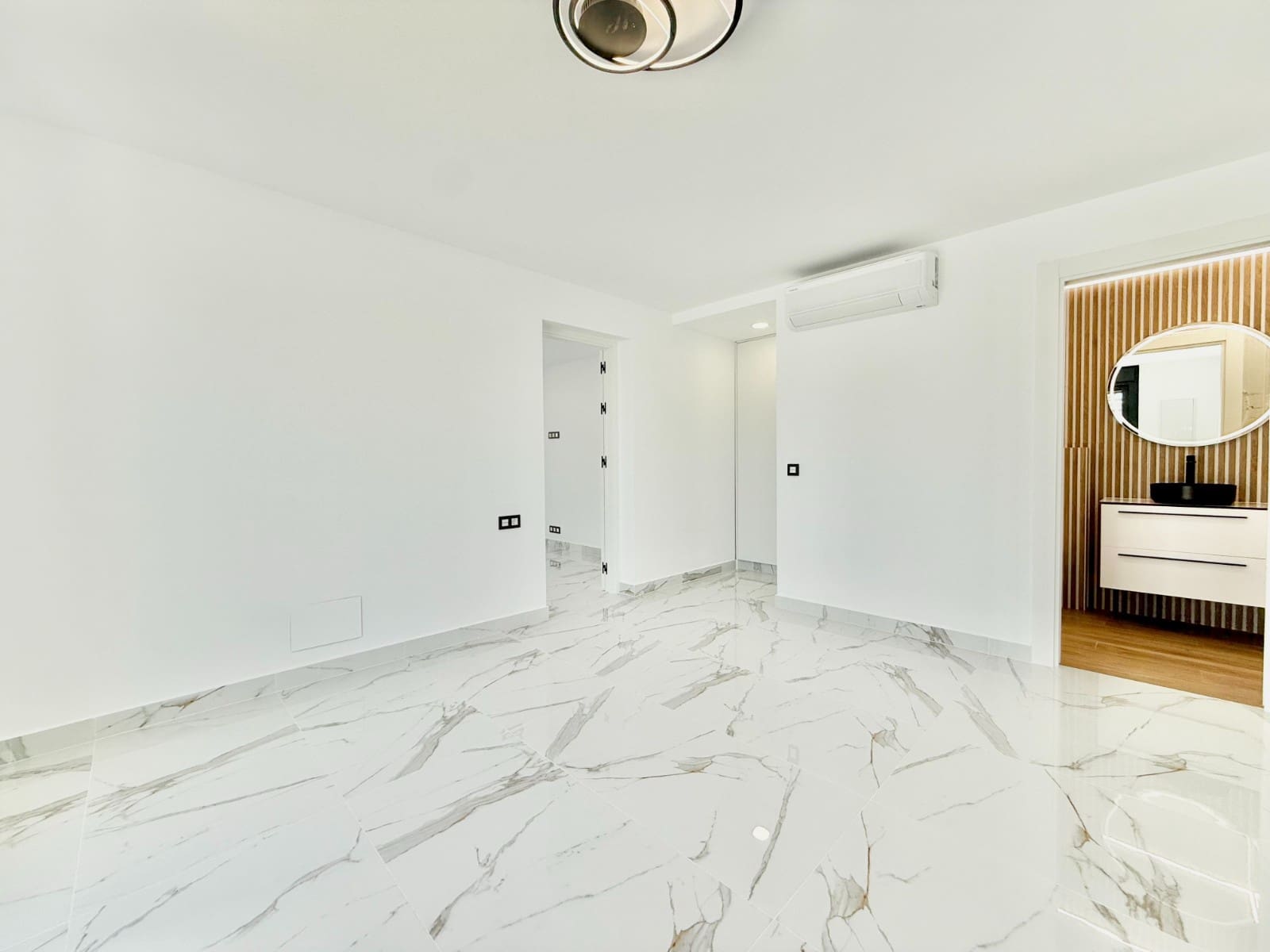 4 slaapkamer Villa te koop in Ciudad Quesada - € 850.000 (Ref: 10062513)