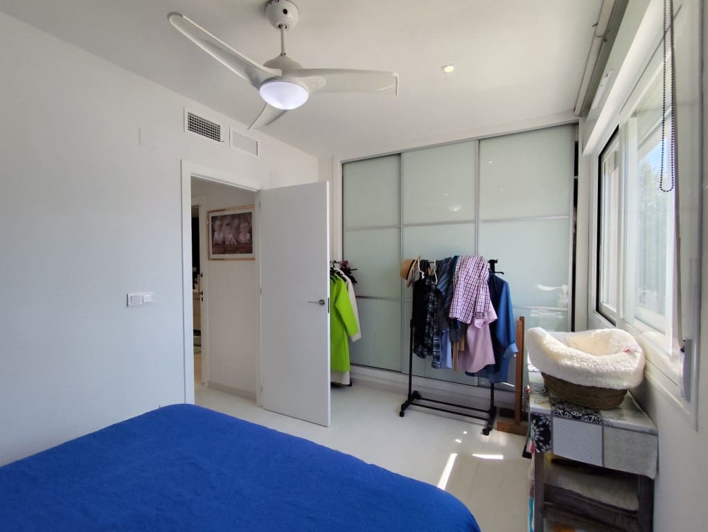 4 bedroom Townhouse for sale in Torrevieja - € 399,000 (Ref: 10074509)