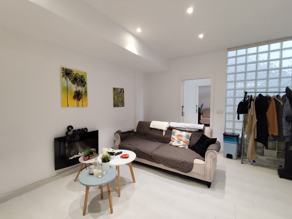 4 bedroom Townhouse for sale in Torrevieja - € 399,000 (Ref: 10074509)