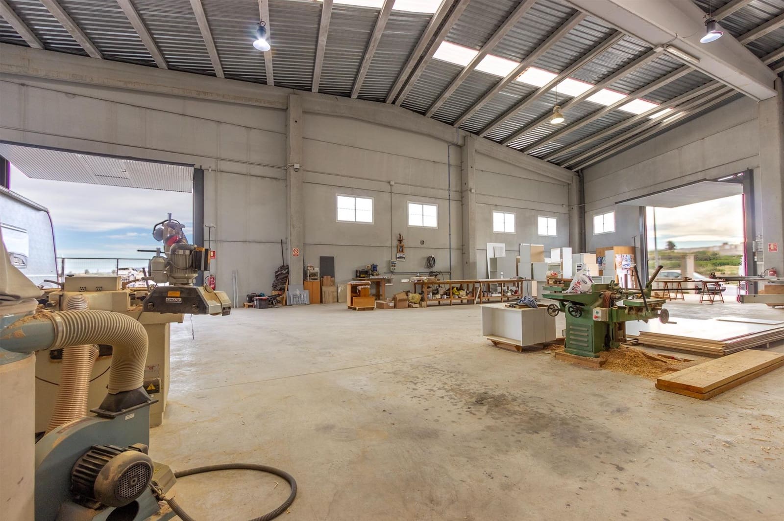 Local Comercial en Bigastro en venta - 650.000 € (Ref: 10074523)