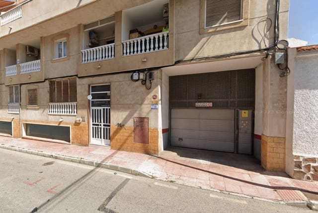 Garage till salu i Centro - Muelle Pesquero, Torrevieja - 11 000 € (Ref: 10074525)