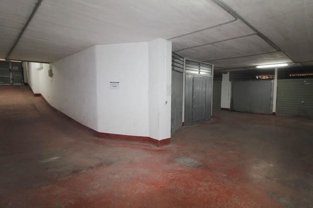Autotalli myytävänä paikassa Parque de las Naciones, Torrevieja - 13 000 € (Ref: 10074527)