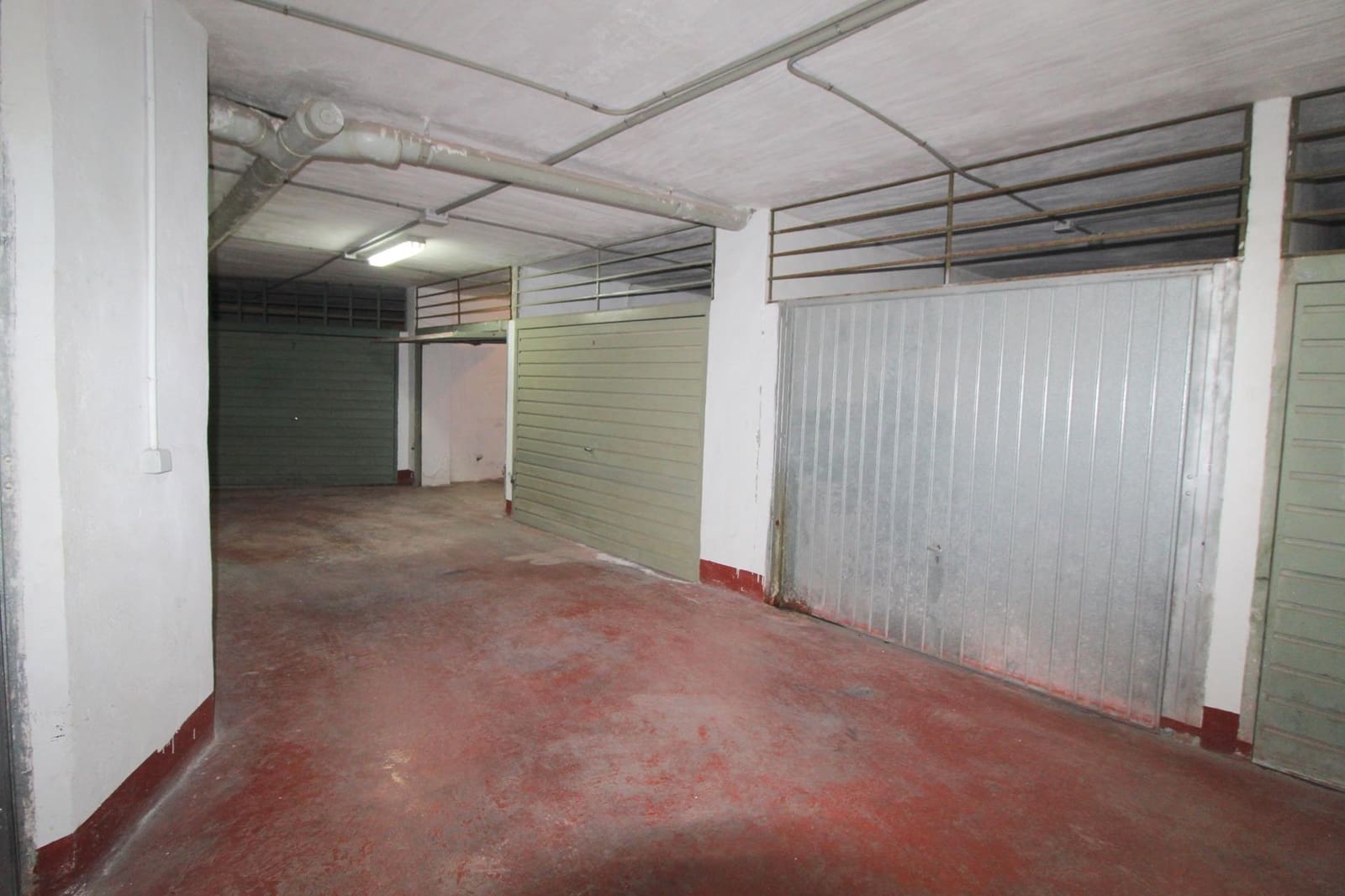 Autotalli myytävänä paikassa Torrevieja - 13 000 € (Ref: 10074527)