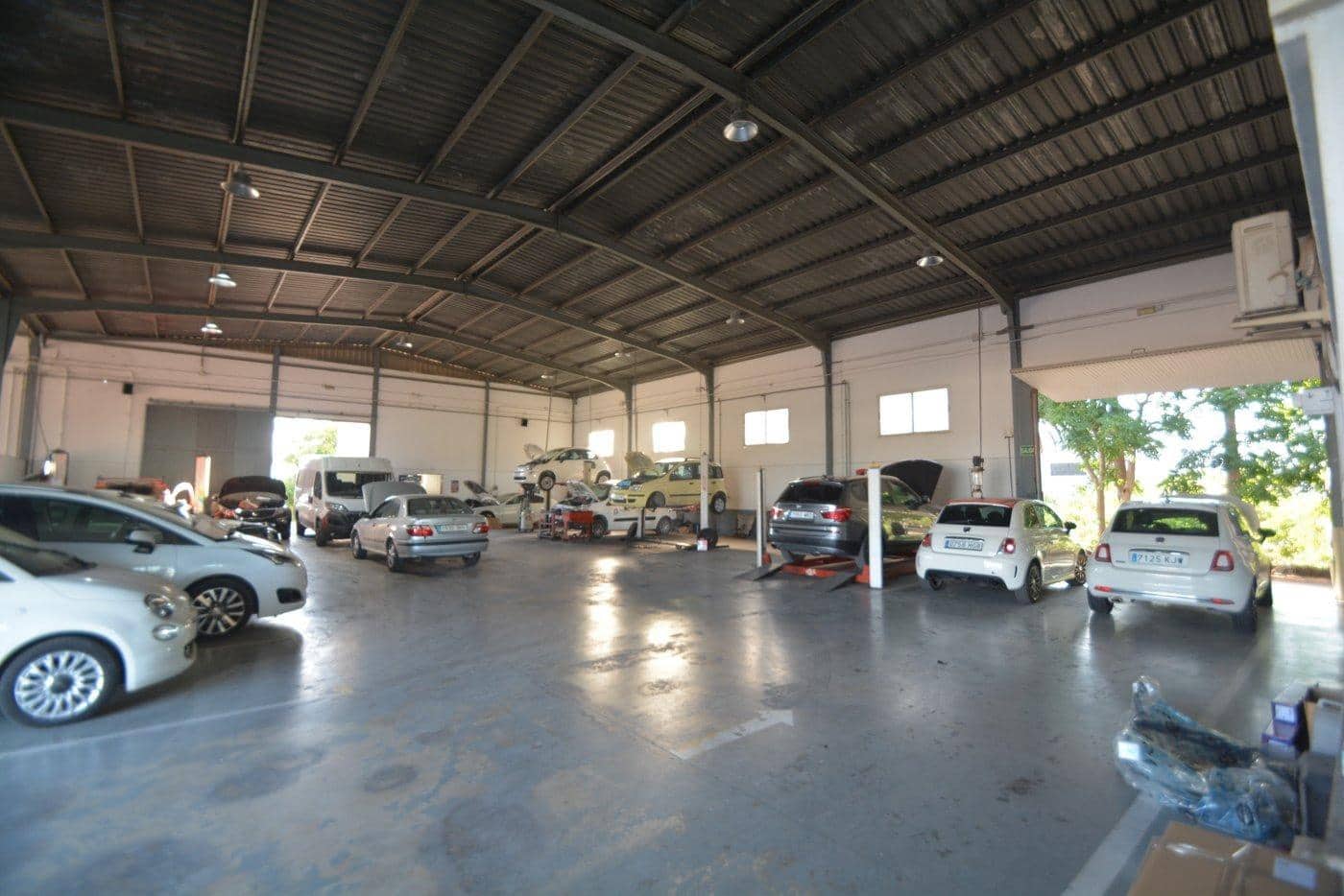 Local Comercial en Orihuela en venta - 600.000 € (Ref: 10074529)