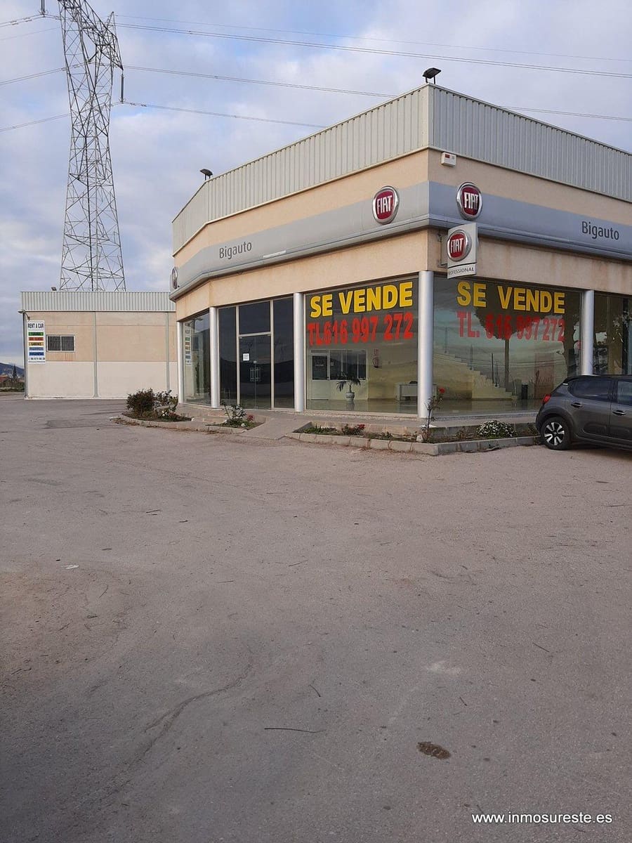 Local Comercial en Orihuela en venta - 600.000 € (Ref: 10074529)