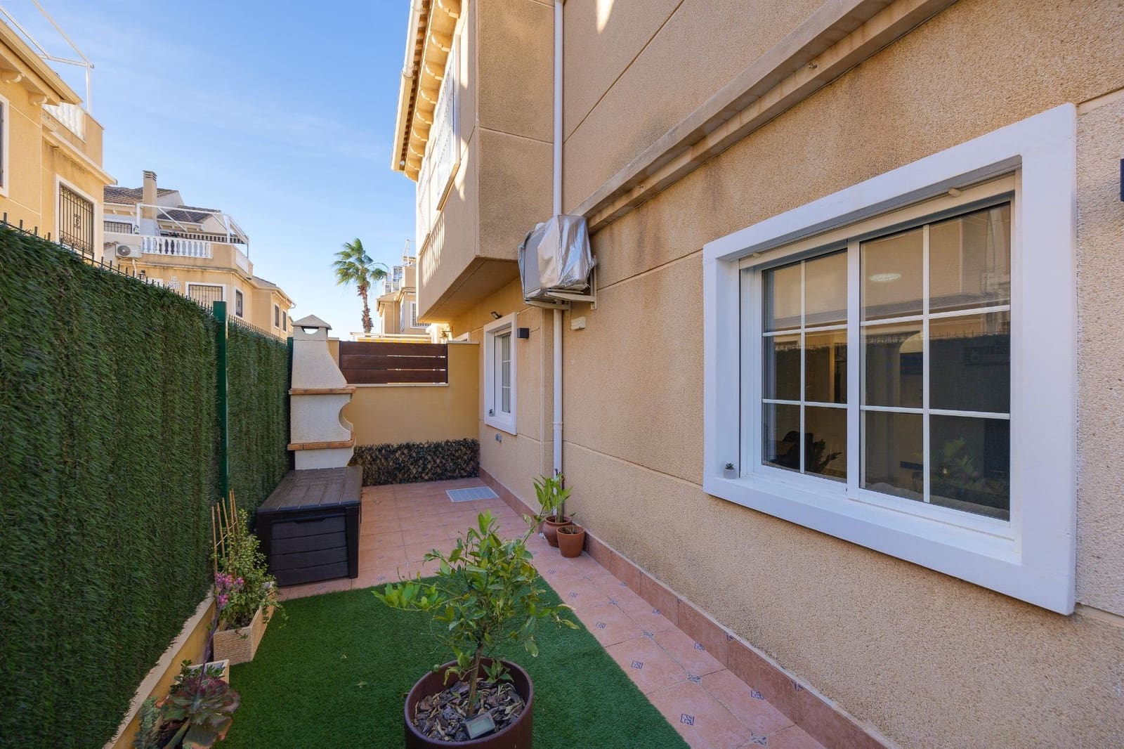 2 slaapkamer Bungalow te koop in Torrevieja - € 183.900 (Ref: 10074535)