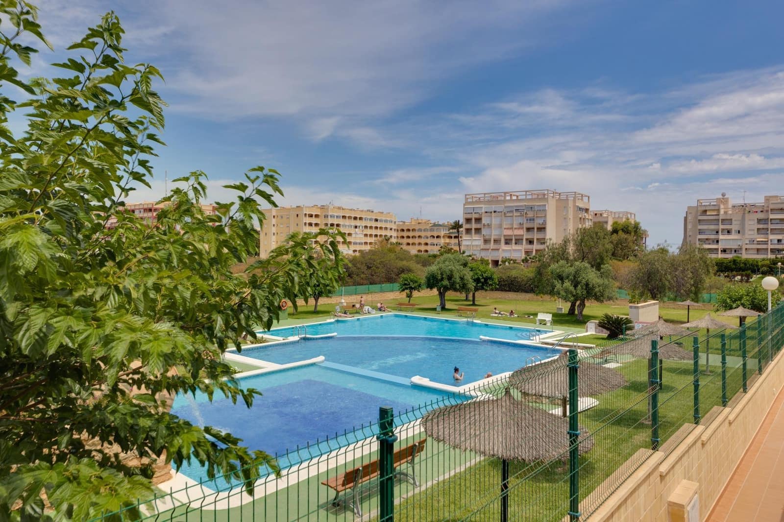 2 slaapkamer Bungalow te koop in Torrevieja - € 183.900 (Ref: 10074535)