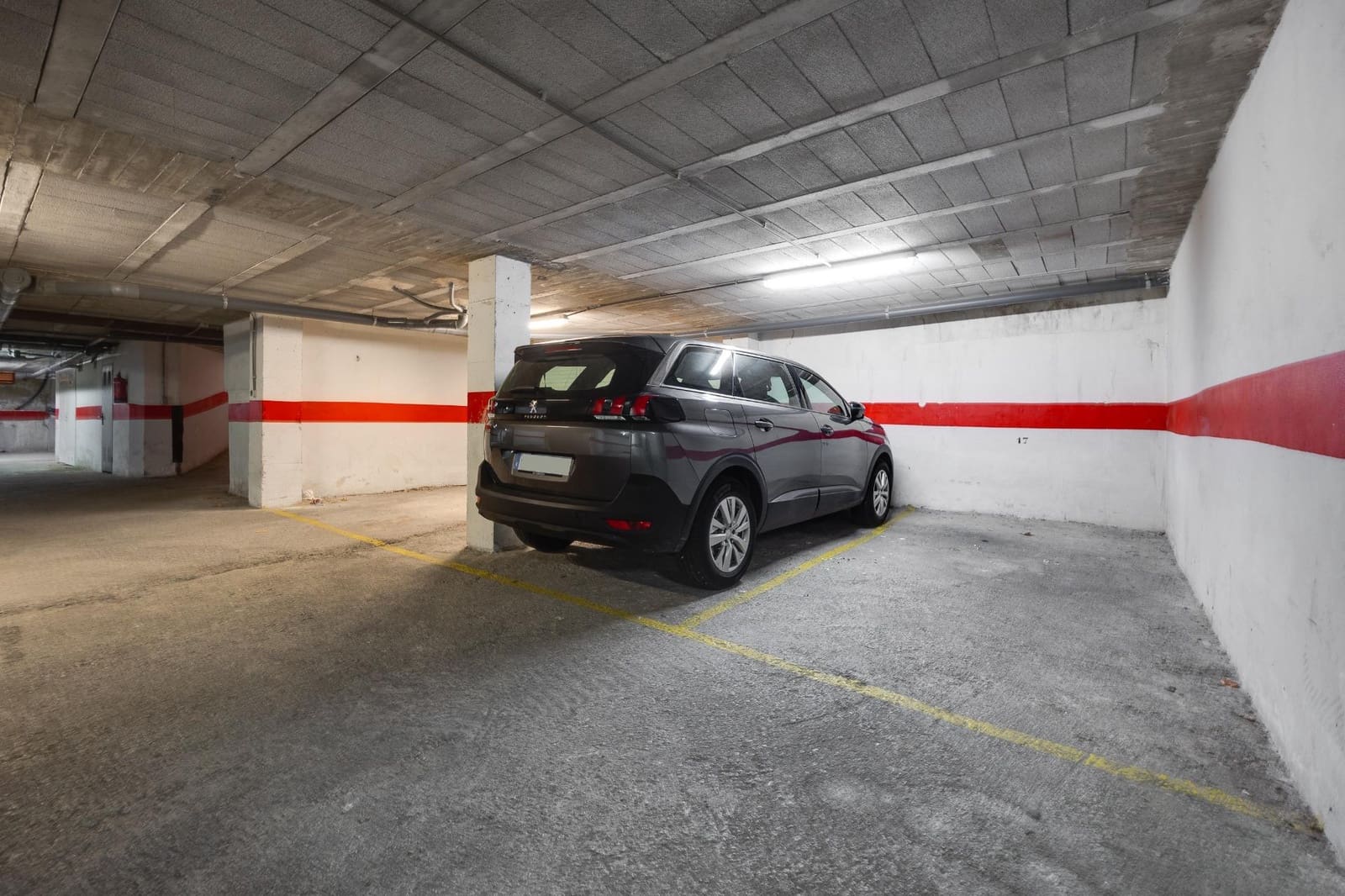 Autotalli myytävänä paikassa Torrevieja - 13 420 € (Ref: 10074538)