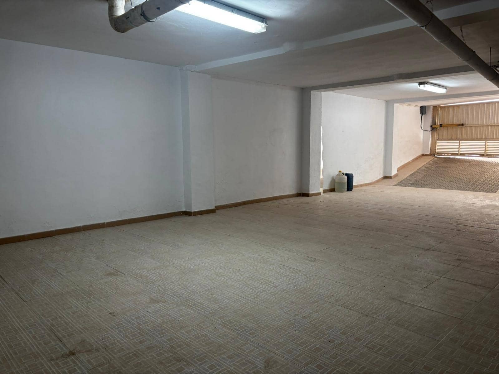 Garagem para venda em Torrevieja - 28 840 € (Ref: 10074539)