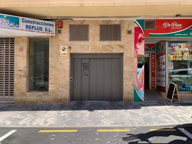 Autotalli myytävänä paikassa Playa del Cura, Torrevieja - 13 000 € (Ref: 10074541)