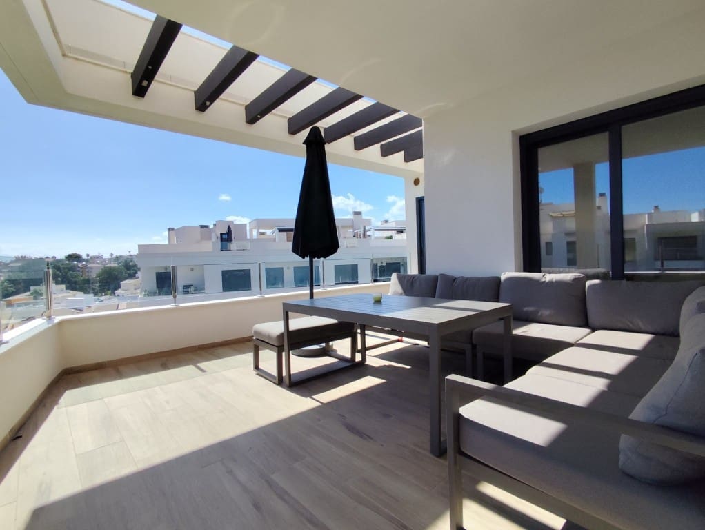 3 soveværelse Penthouse til salg i Villamartin - € 345.000 (Ref: 10074543)