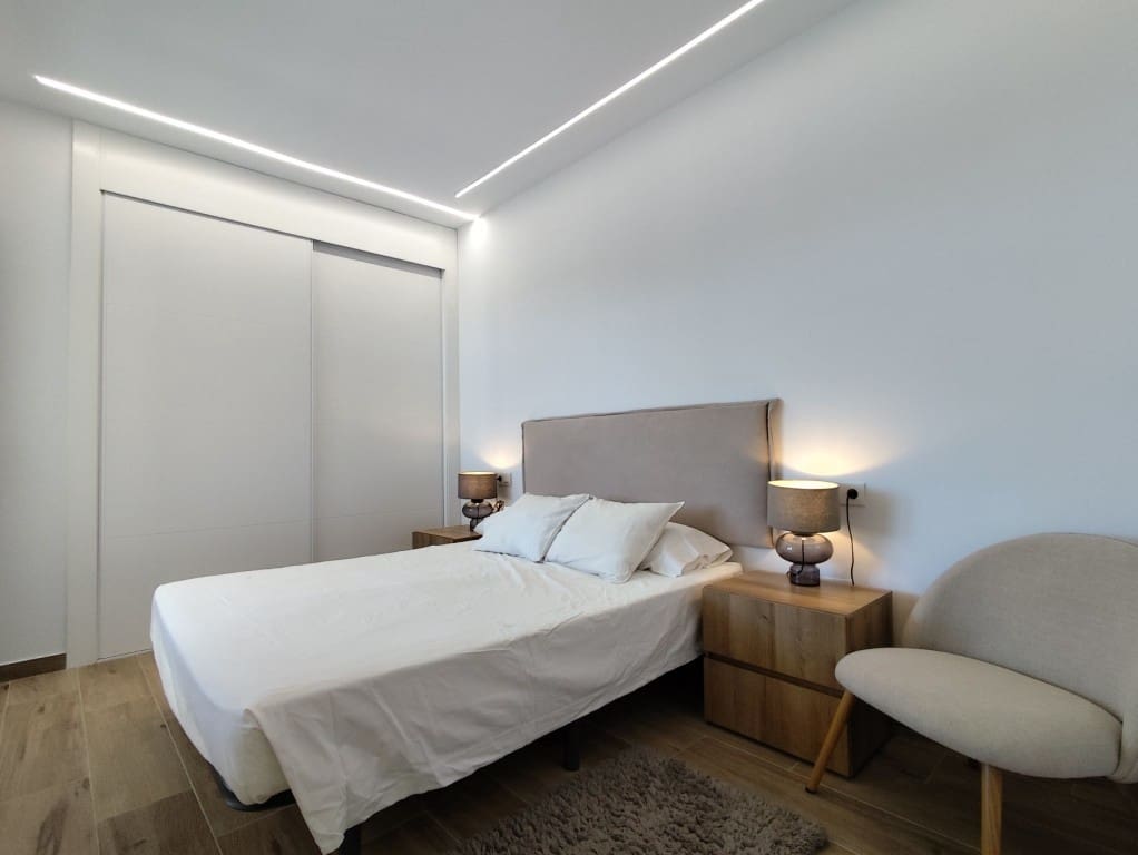 3 soveværelse Penthouse til salg i Villamartin - € 345.000 (Ref: 10074543)