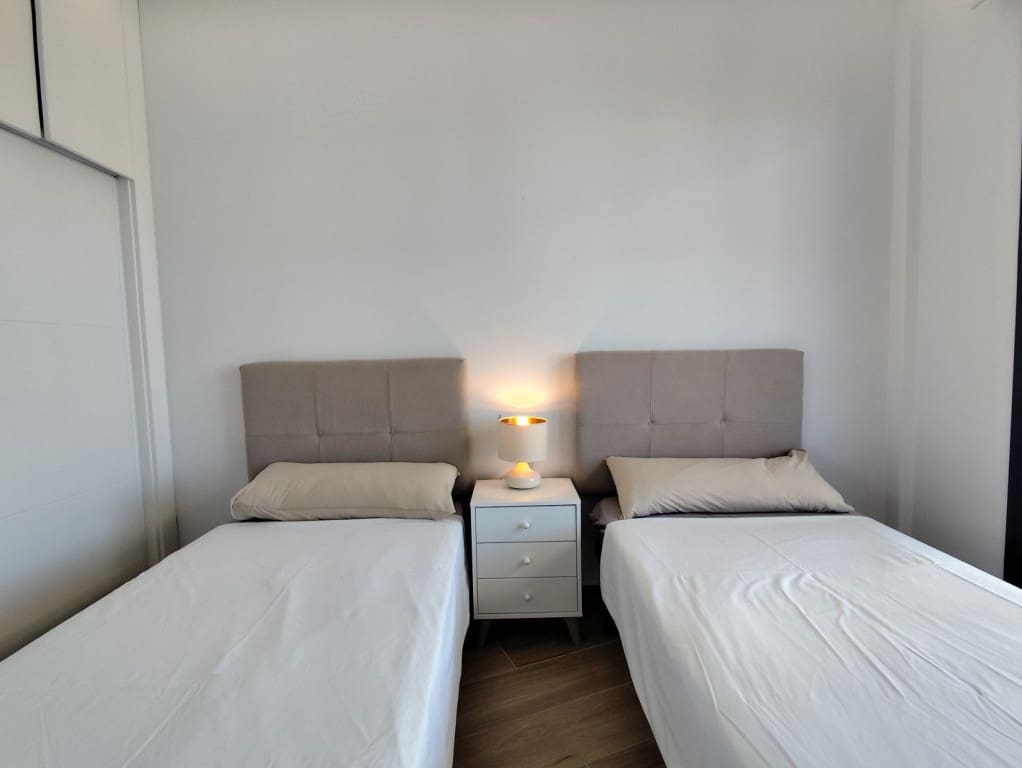3 soveværelse Penthouse til salg i Villamartin - € 345.000 (Ref: 10074543)